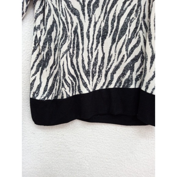 Chicos Mixed Animal Print Black White Turtleneck Sweater‎ Zebra Size 1 - US 8-10 - Picture 9 of 12